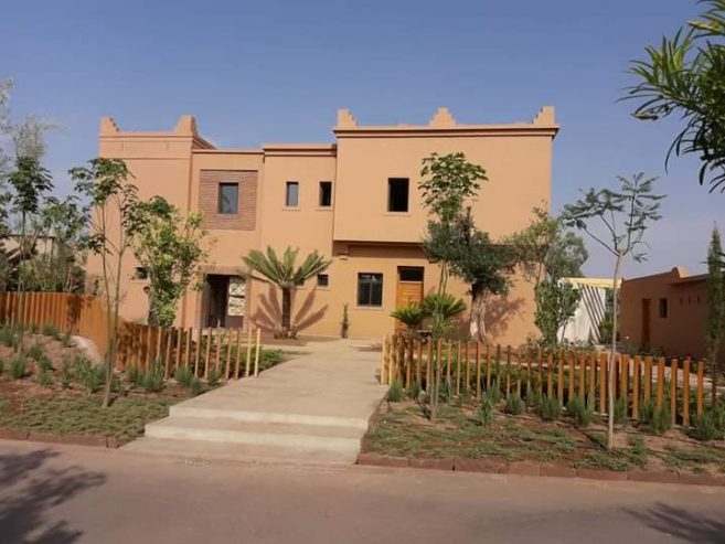 جميع أنحاء الدارالبيضاء