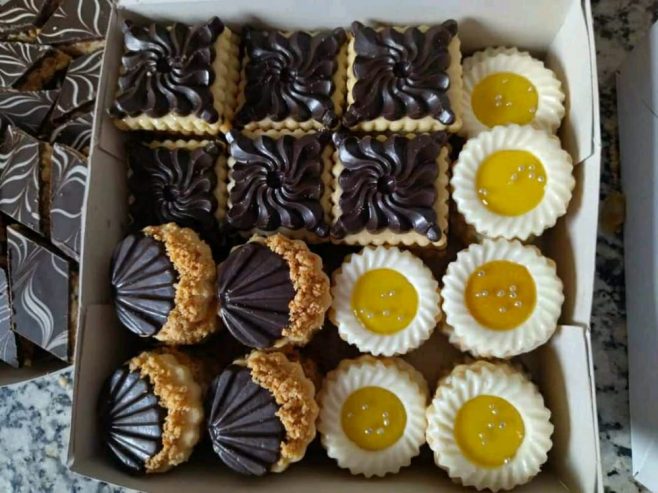 حلويات عصرية و تقليدية لي جميع مناسبات