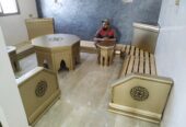صباغ محترف متخصص في صباغة الأثاث المنزلي