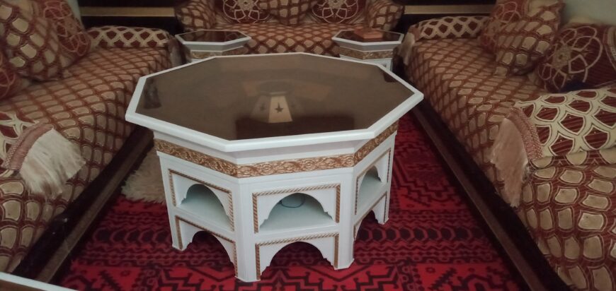 طبلة للصالون و 4 صاندريات